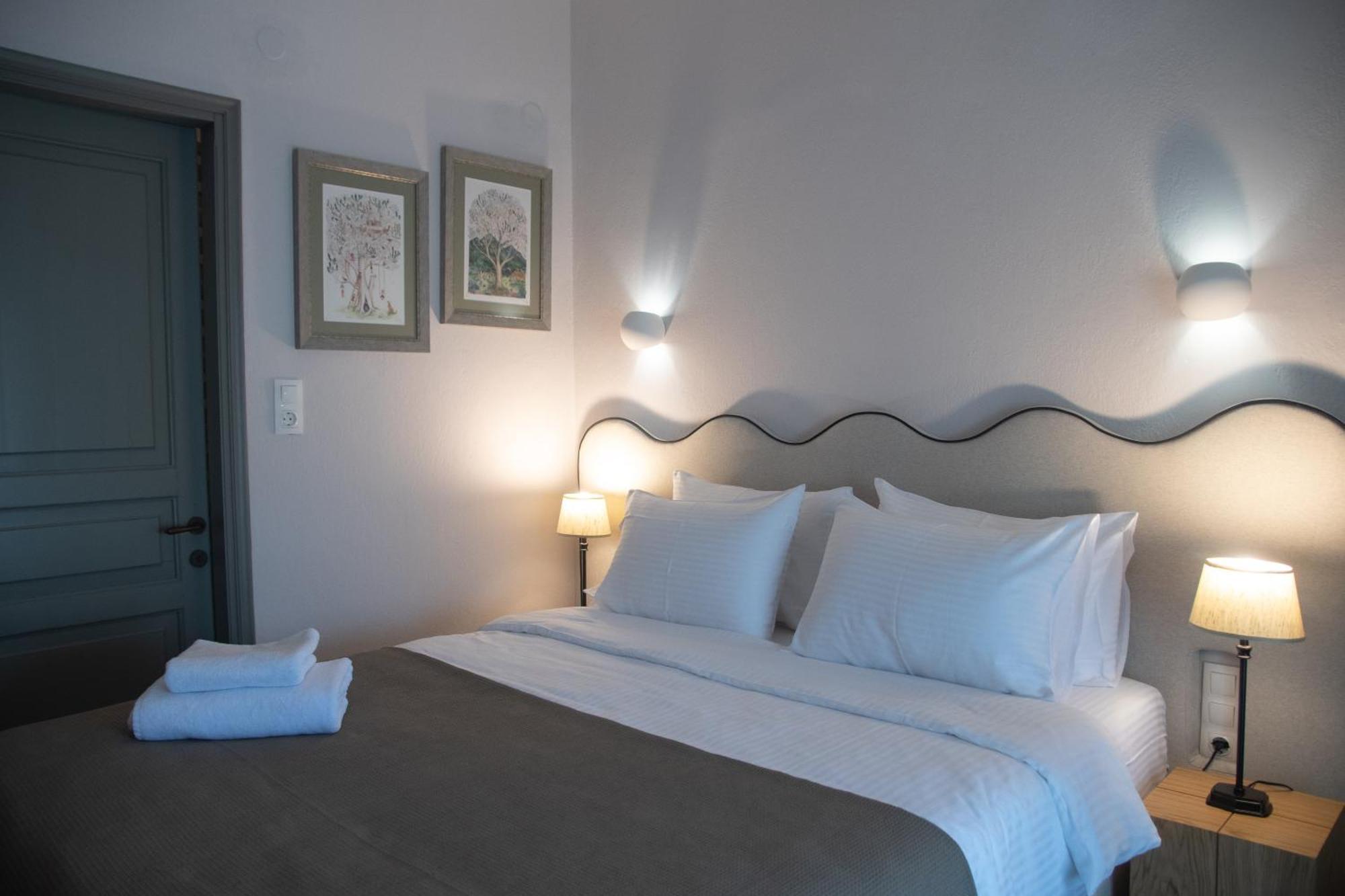 Acropolis Hotel ลีเมนาส ภายนอก รูปภาพ