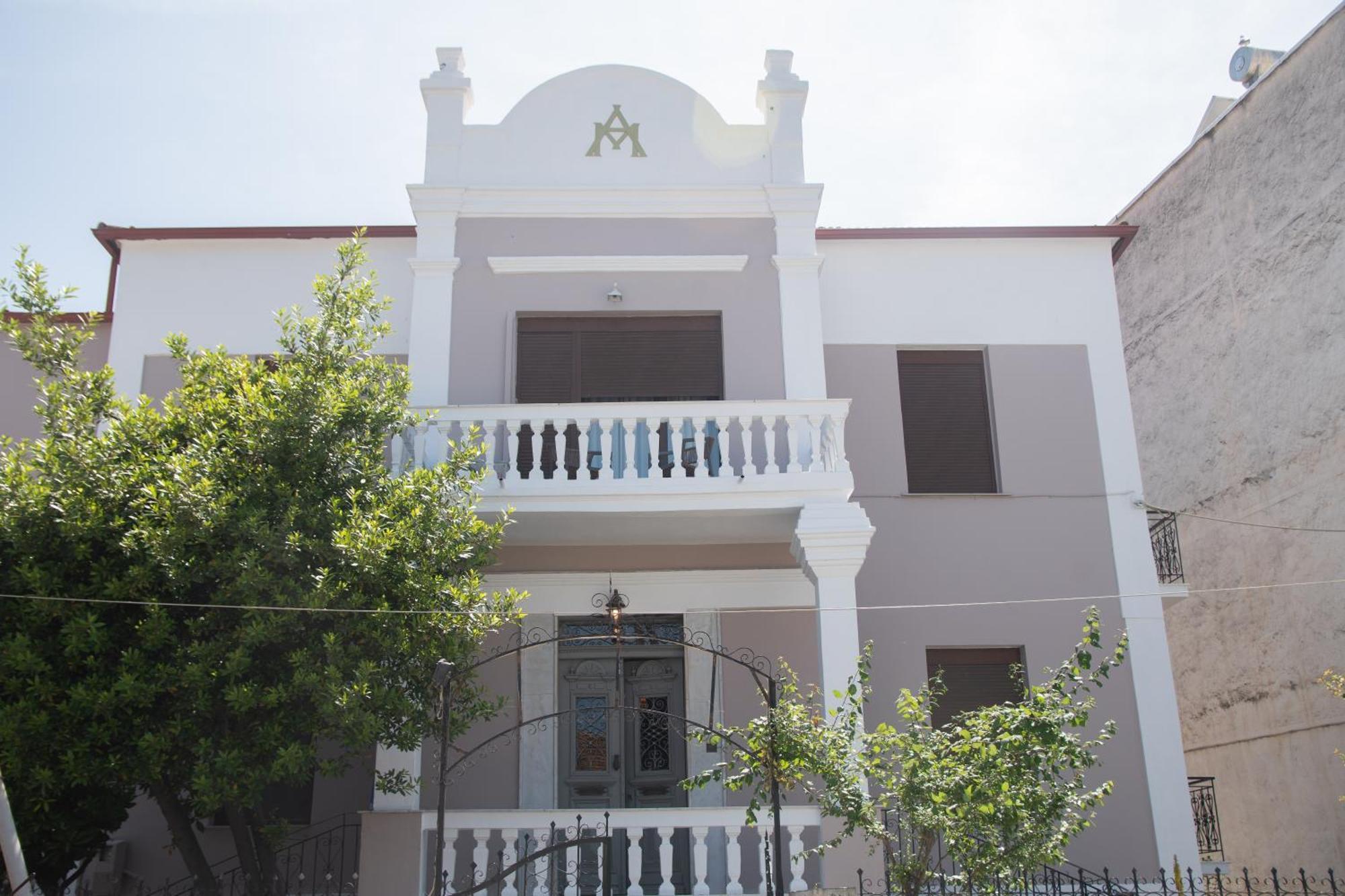 Acropolis Hotel ลีเมนาส ภายนอก รูปภาพ